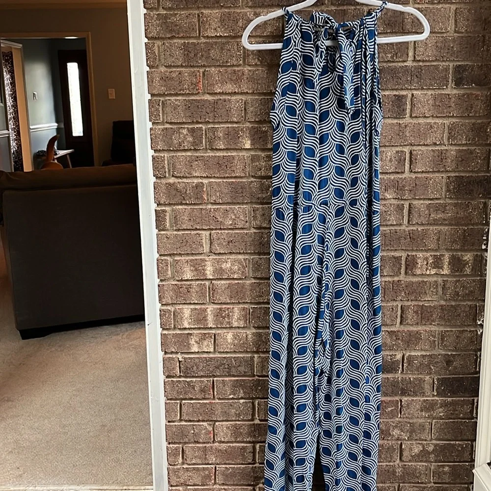 Escapada blue white geometric print jumpsuit size XS